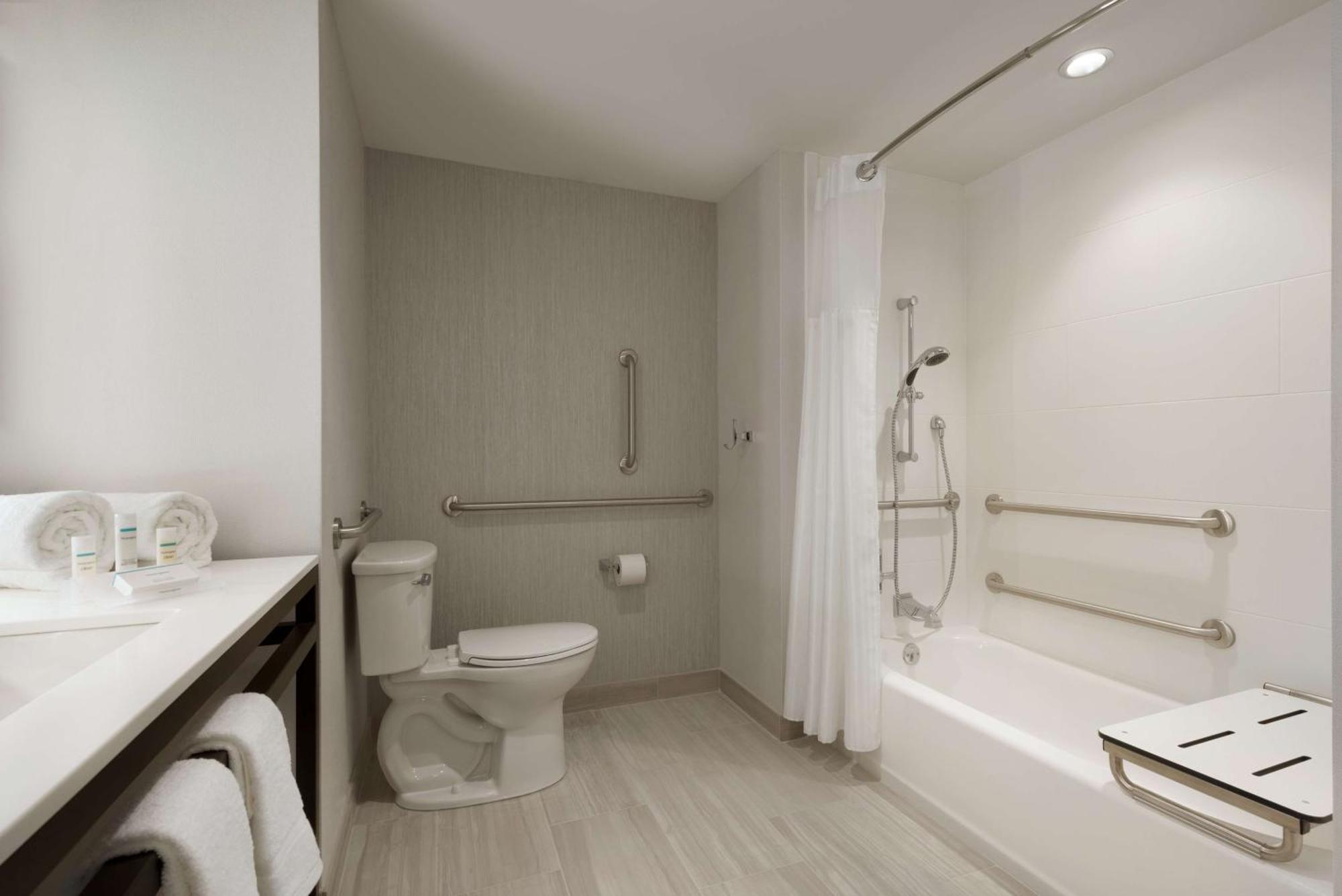 Hilton Garden Inn Newtown Square Radnor Εξωτερικό φωτογραφία