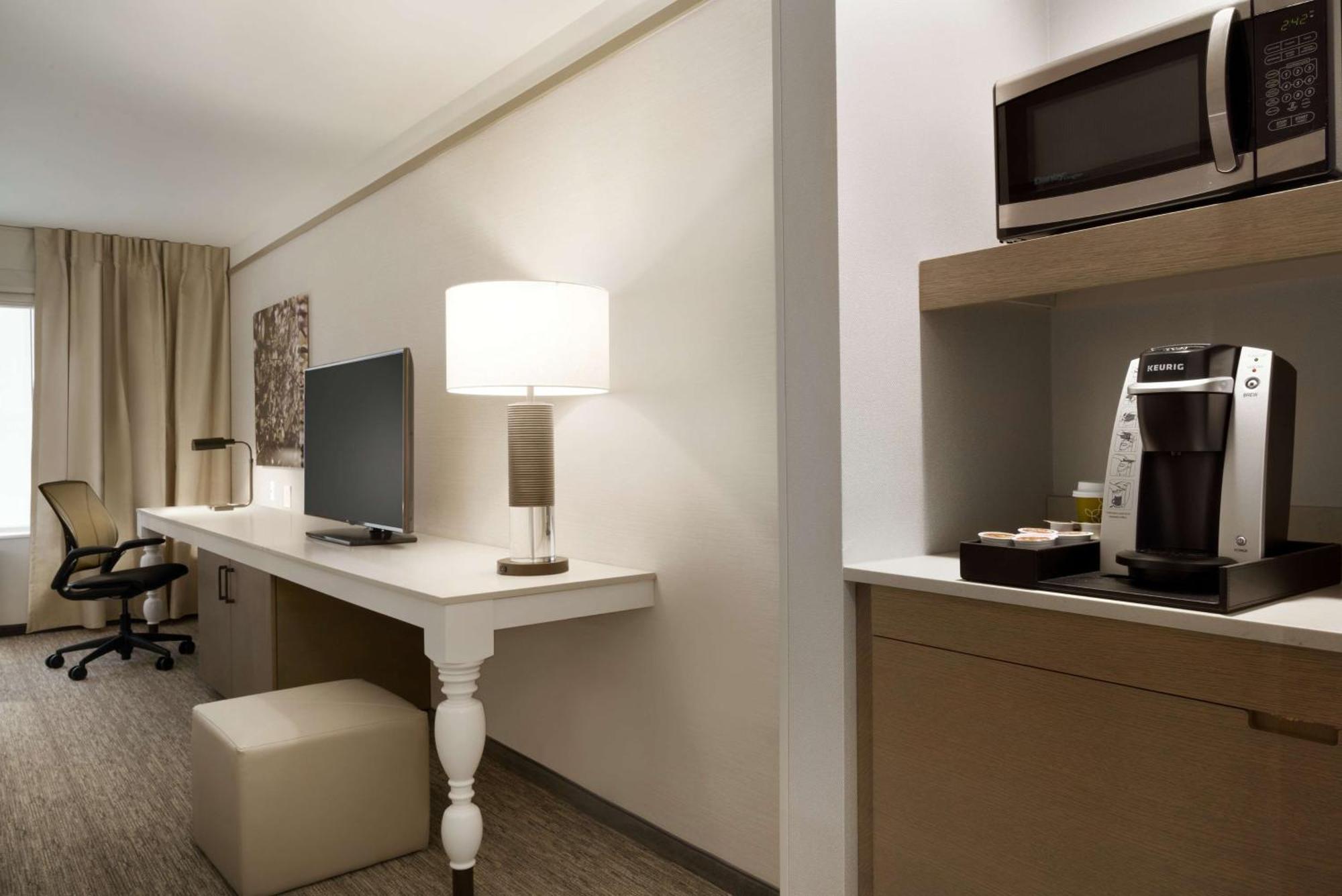 Hilton Garden Inn Newtown Square Radnor Εξωτερικό φωτογραφία