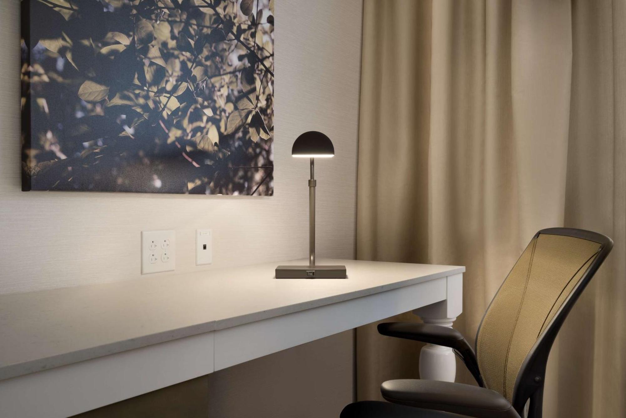 Hilton Garden Inn Newtown Square Radnor Εξωτερικό φωτογραφία