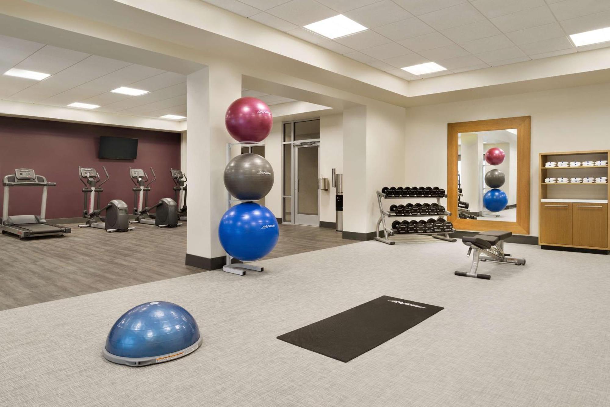 Hilton Garden Inn Newtown Square Radnor Εξωτερικό φωτογραφία